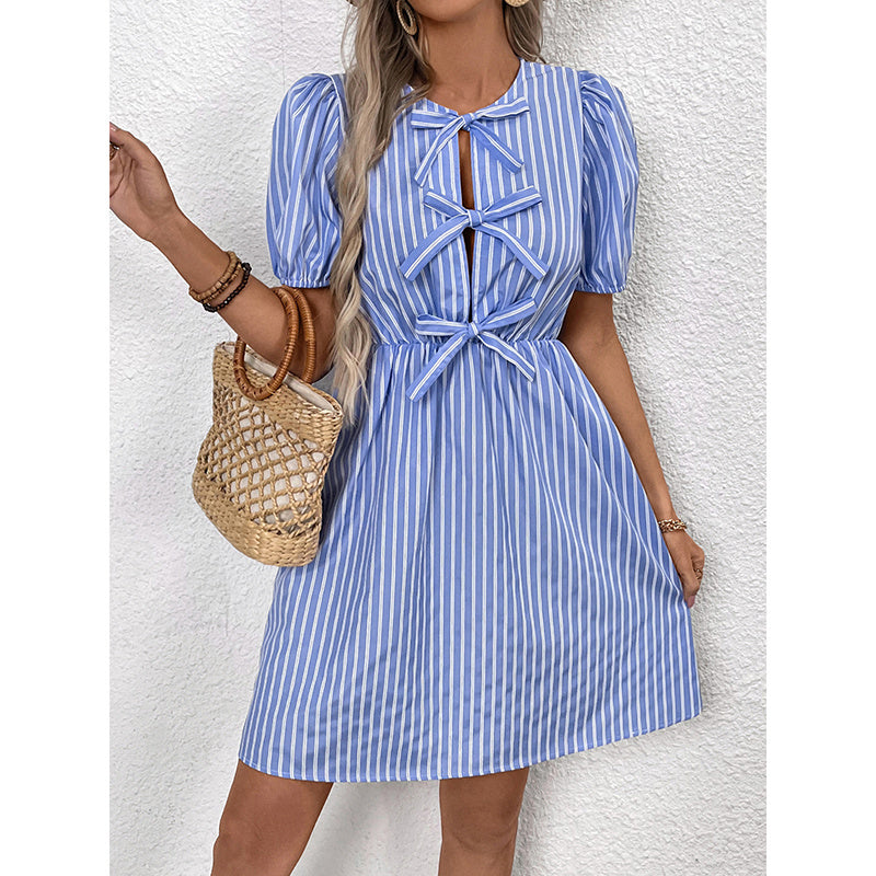 Robe Maerine™ – Élégance Rayée & Détails Noués