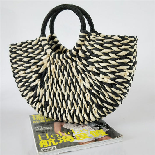 Soléa™ – Sac Demi-Lune en Paille Naturelle