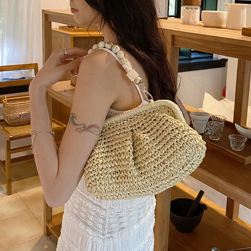 Perlina™ – Élégance en Perles & Paille